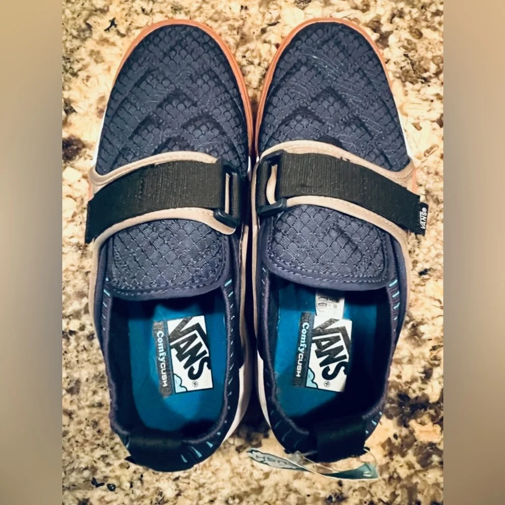 NWT Vans Cordura Coast CC Shoe